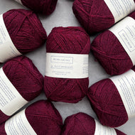 Le Petit Lambswool | Burgundy Grey