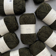 Le Petit Lambswool | Dark Green Grey