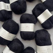 Načítať obrázok v galérii, Le Petit Silk &amp; Mohair | Black