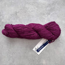 Načítať obrázok v galérii, Malabrigo Dos Tierras | Holly Hock