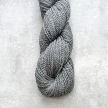 Načítať obrázok v galérii, Woolstok Worsted | Storm Cloud
