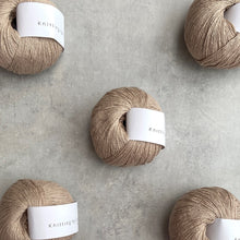 Načítať obrázok v galérii, Knitting for Olive Pure Silk | Powder