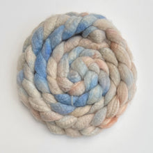 Načítať obrázok v galérii, Česanec Sneh | 70% Merino + 30% Hodváb