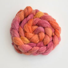 Načítať obrázok v galérii, Česanec Jar | 70% Merino + 30% Hodváb
