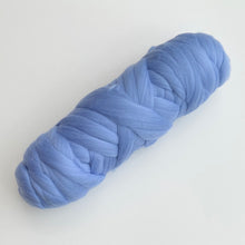 Načítať obrázok v galérii, Česanec Manarola | 70% Merino + 30% Hodváb