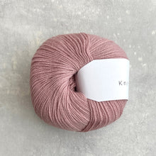 Načítať obrázok v galérii, Knitting for Olive Merino | Dusty Rose