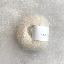Načítať obrázok v galérii, Knitting for Olive Soft Silk Mohair | Cream