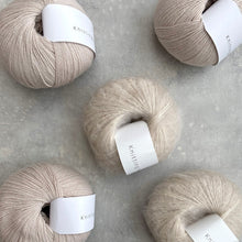 Načítať obrázok v galérii, Knitting for Olive Merino | Marcipan