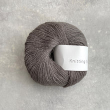 Načítať obrázok v galérii, Knitting for Olive Merino | Dusty Moose