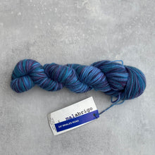 Načítať obrázok v galérii, Malabrigo Lace | Whales Road 247