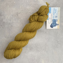 Načítať obrázok v galérii, Rosy Green Big Merino Hug | Moss