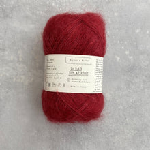 Načítať obrázok v galérii, Le Petit Silk &amp; Mohair | Dark Red